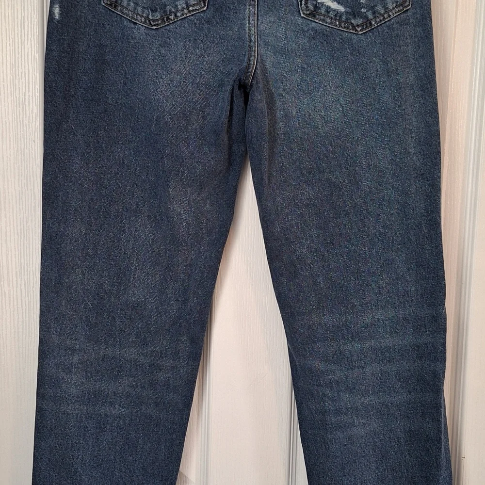 BDG Mom Light Blue Boyfriend Jeans